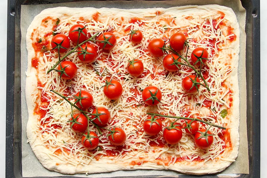 Tomato Pizza Small